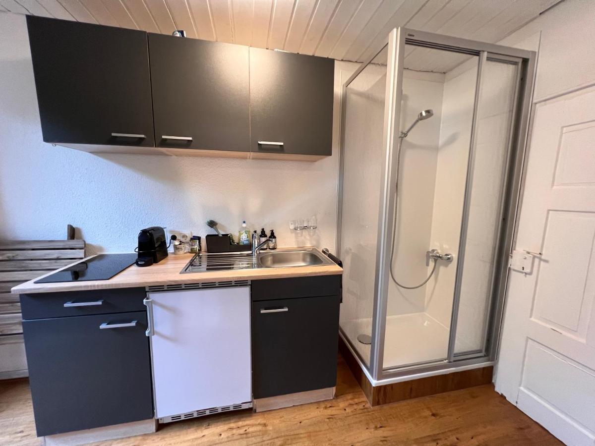 Kleines Nest Im Zentrum, Eigener Eingang, Parkplatz, Kostenloses Wlan Dornbirn Exterior foto